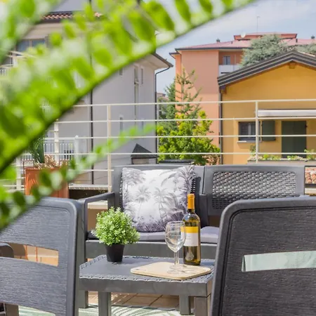 Crema, Terrazza, A Pochi Passi Dal Centro Citta Apartamento